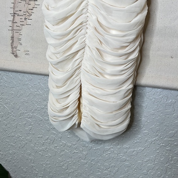 House of CB 'Carlotta' Ivory Ruched Draped Chiffon Dress NWOT - Picture 10 of 13